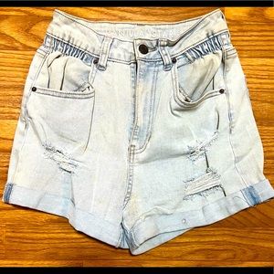 Vanilla Star Size 3 juniors shorts 🌟